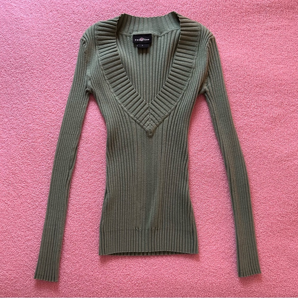 It's Our Time Green V-Neck Ribbed Sweater
